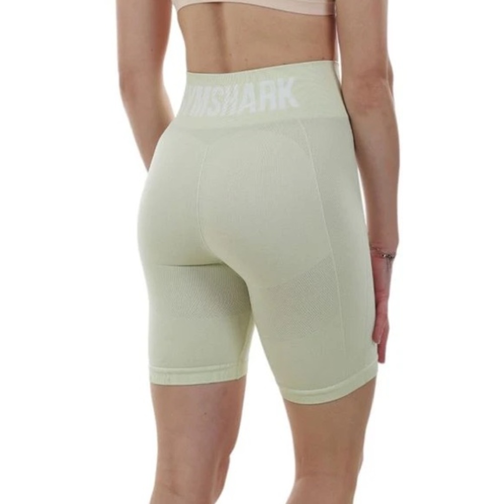 Gymshark Size M Flex Cycling Shorts - Light Green